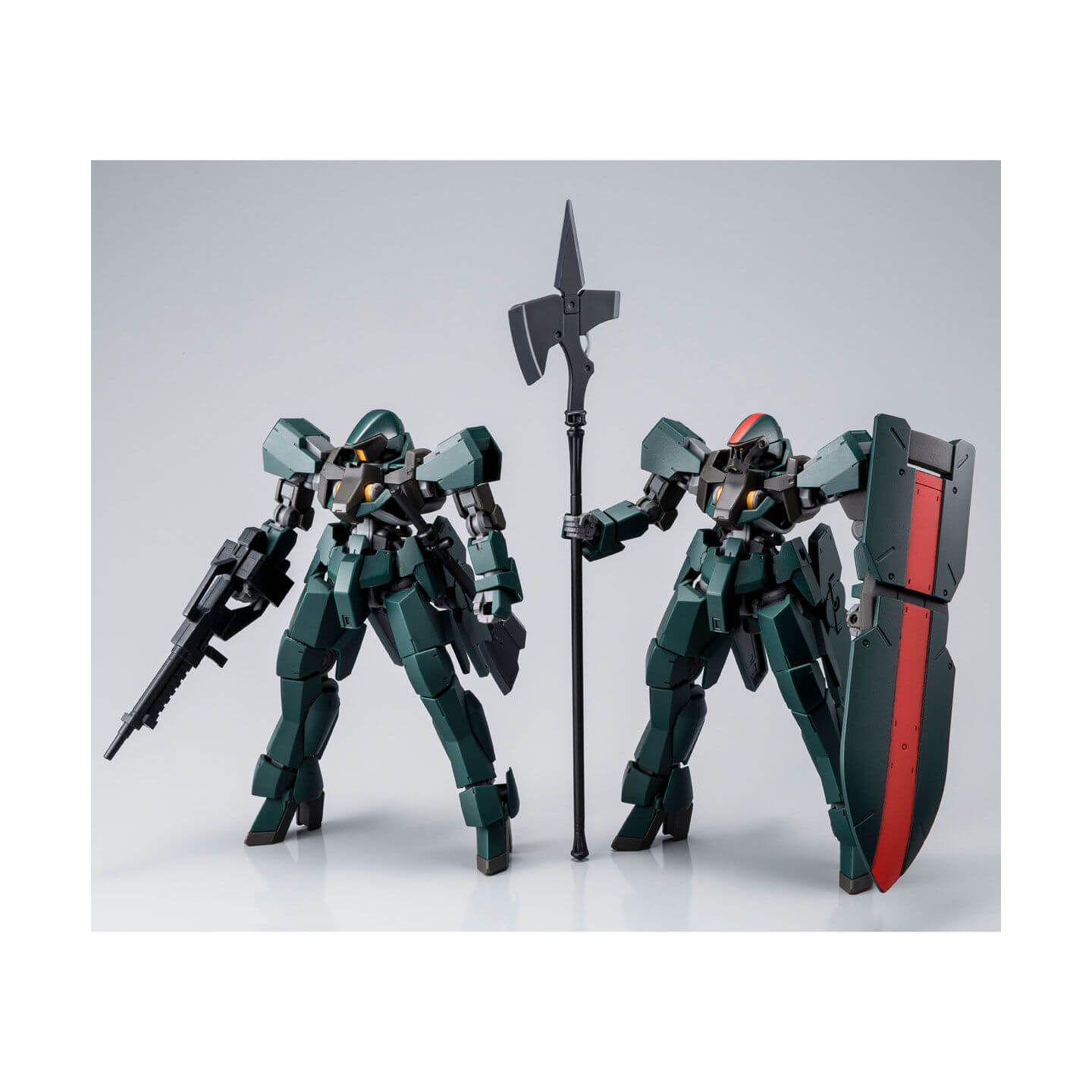 BANDAI Gundam Breaker Battlogue - HG High Grade Gundam 00 Command QanT ...