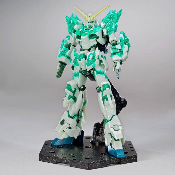 BANDAI Mobile Suit Gundam UC - HGUC High Grade UNICORN GUNDAM (LUMINOUS CRYSTAL BODY)(GUNDAM BASE LIMITED) Model Kit Figure