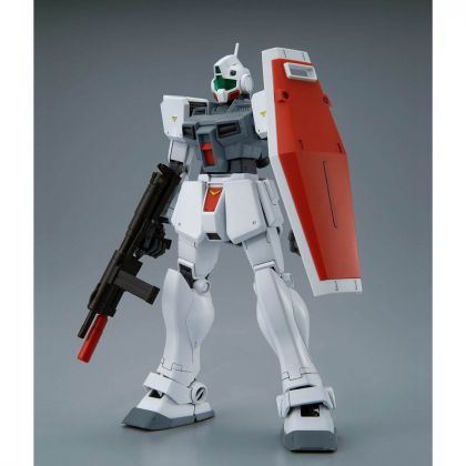 BANDAI MG Mobile Suit Gundam 0080: War in the Pocket - Master Grade GM COLD DISTRICTS TYPE Model Kit Figure (Gunpla)
