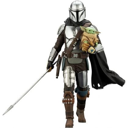 KOTOBUKIYA ARTFX - Star Wars: The Mandalorian - Mandalorian & Grogu with Beskar Staff Figure