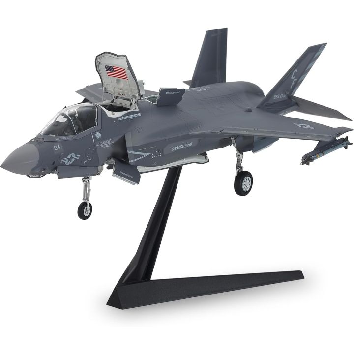 Tamiya 1/72 Warbird Collection No.93 – Lockheed Martin F-35B Lightning II Plastic Model Kit