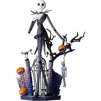 KAIYODO - Legacy Of Revoltech LR-058 The Nightmare Before Christmas - Jack Skellington Luminescent Paint Ver.