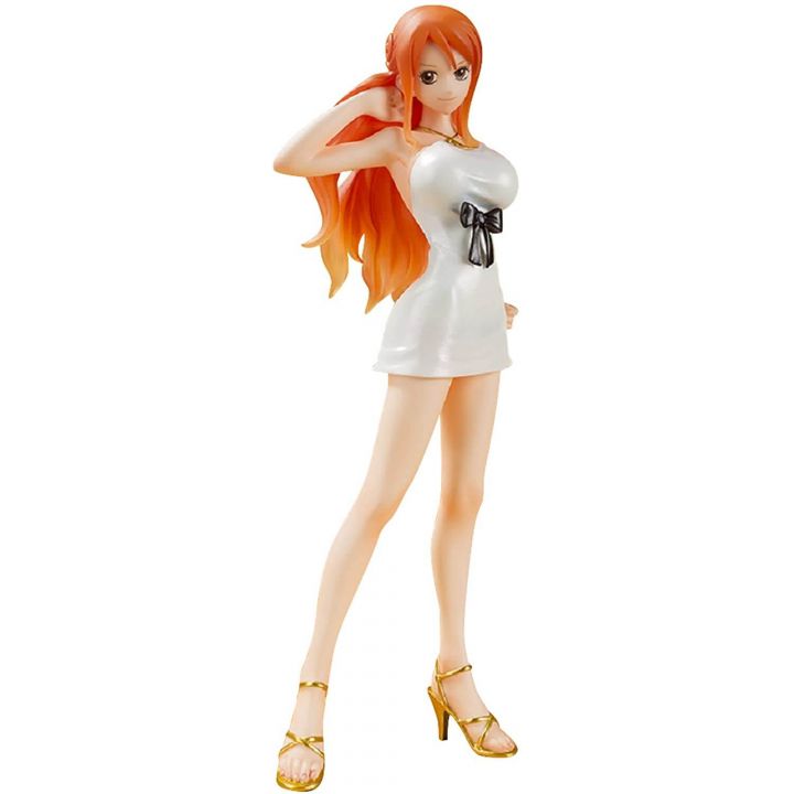 Figuarts Zero One Piece - Nami -ONE PIECE FILM GOLD Ver.-Figure